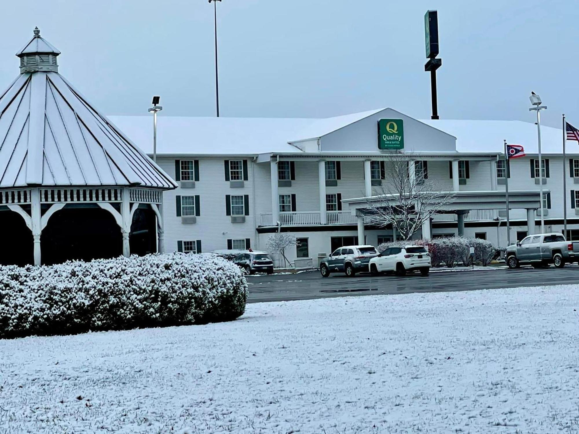 Quality Inn & Suites Bellville - Mansfield Exterior photo